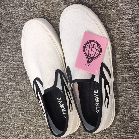 Straye Lenox Cream Flame Men's Slip On Skate Sneakers Size 9 - Picture 1 of 9
